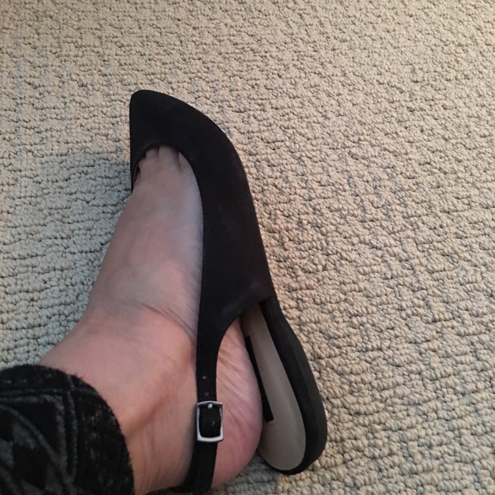 🌹Super nice-quality faux suede black flats! ❤️🥿